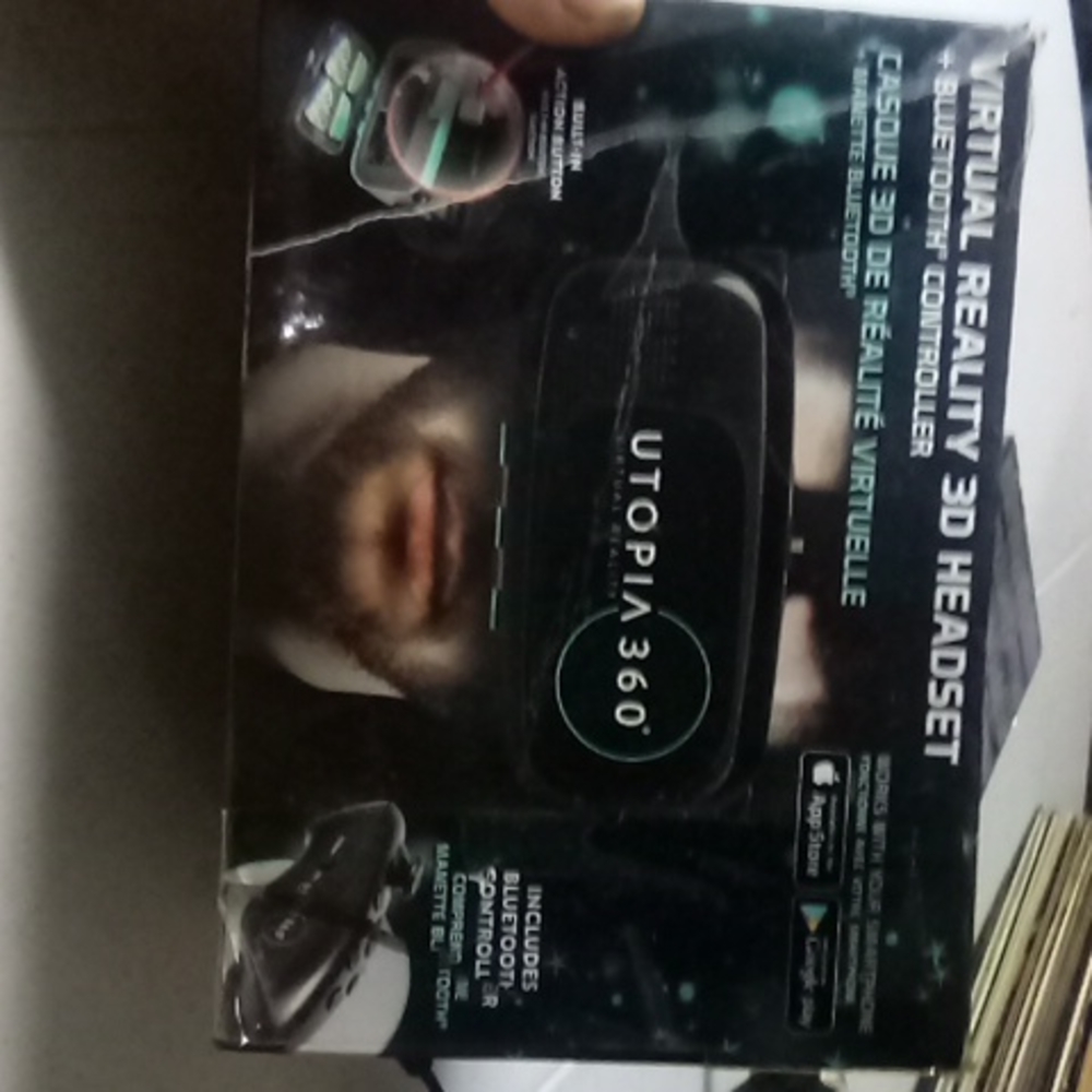 Virtual reality 3D headset